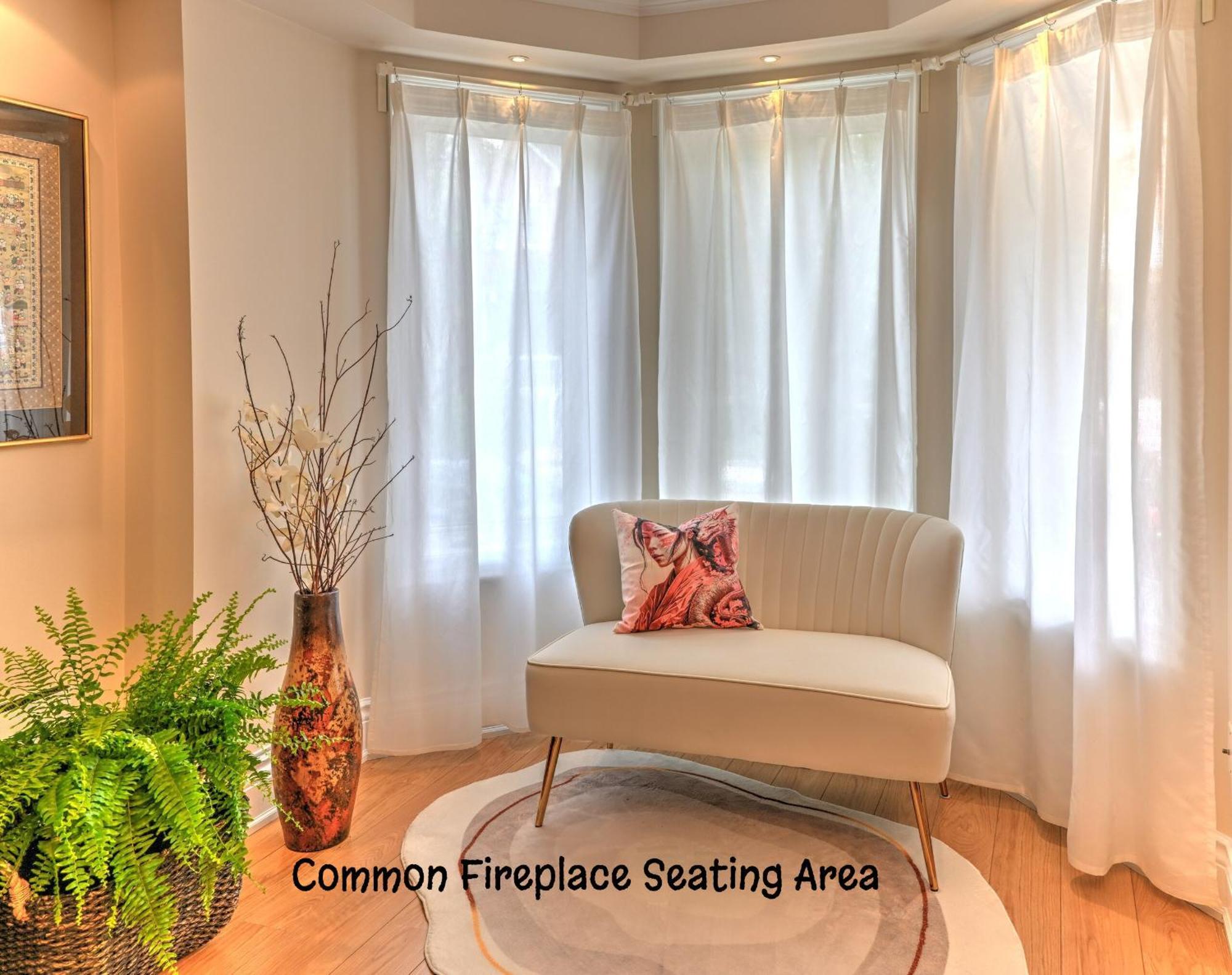 Welcome Home! Acores Bed & Breakfast トロント エクステリア 写真